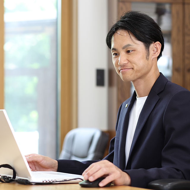 E・S社会保険労務士事務所